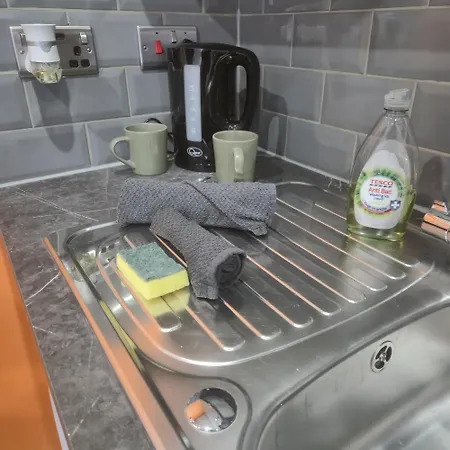 아파트 The Orange Outpost 브래드퍼드