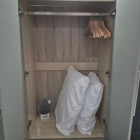 The Orange Outpost 아파트 브래드퍼드