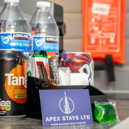 Centre With Self Check-in Washer Dryer Wifi & Netflix Apartment Bradford (West Yorkshire)