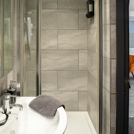 Apartment Centre With Self Check-in Washer Dryer Wifi & Netflix *